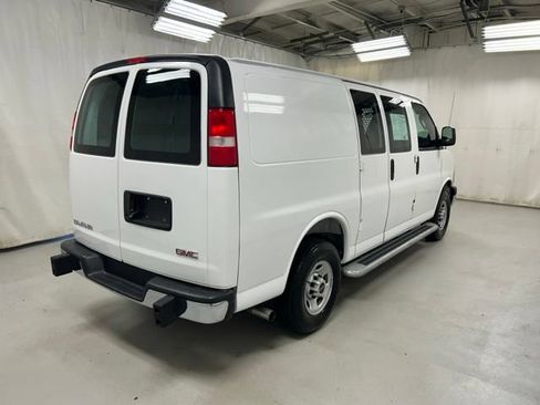 Used 2025 GMC Savana 2500 w/ Driver Convenience Package RWD image 4