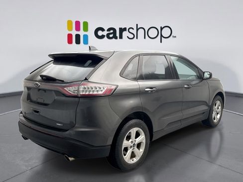 Used 2018 Ford Edge SE image 5