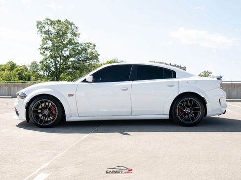 Used 2022 Dodge Charger Scat Pack RWD image 4