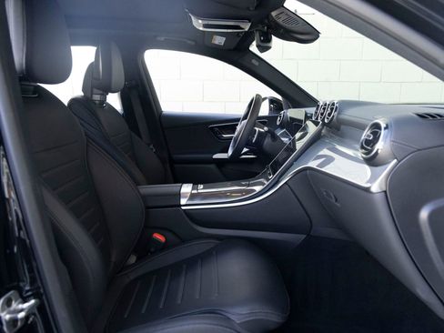 Used 2026 Mercedes-Benz GLC 300 image 27