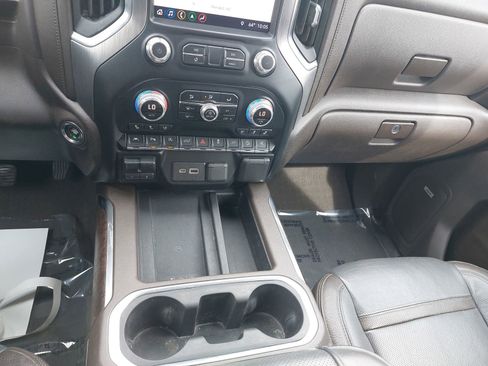 Used 2019 GMC Sierra 1500 Denali w/ Denali Ultimate Package AWD/4WD image 26