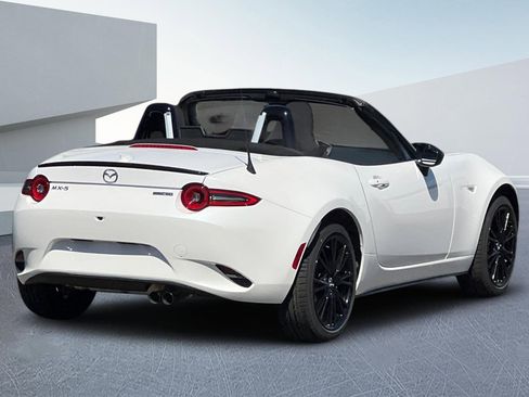 New 2025 MAZDA MX-5 Miata Club image 3