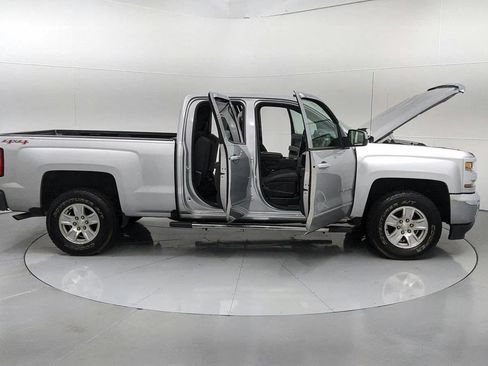 Used 2017 Chevrolet Silverado 1500 LT w/ All Star Edition AWD/4WD image 16