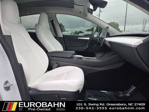 Used 2023 Tesla Model Y Long Range AWD/4WD image 20