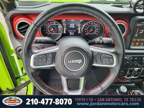 Used 2021 Jeep Wrangler Unlimited Rubicon AWD/4WD image 25