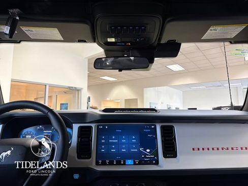 New 2026 Ford Bronco Heritage Edition AWD/4WD image 21