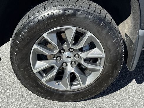 Used 2022 Chevrolet Silverado 1500 RST w/ Z71 Off-Road Package image 34