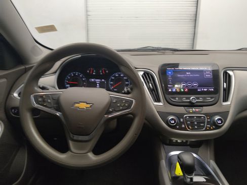 Used 2022 Chevrolet Malibu LT FWD image 22