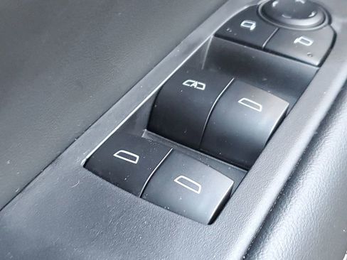 Used 2025 GMC Terrain Elevation image 33