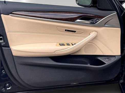 Used 2020 BMW 530i xDrive w/ Convenience Package image 20