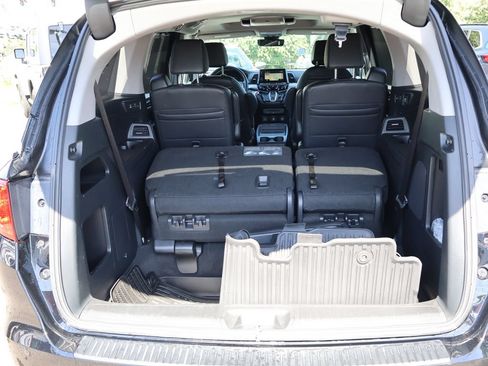 Certified 2023 Honda Odyssey Touring image 16