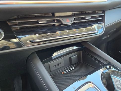 New 2026 Buick Envision Avenir image 16