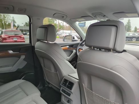 Used 2023 Audi Q5 e Premium image 34