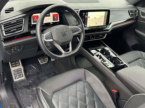 Certified 2025 Volkswagen Atlas Cross Sport SEL Premium R-Line image 10