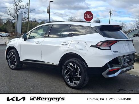 Used 2024 Kia Sportage SX image 8