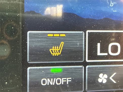 Used 2023 Subaru Outback Limited XT image 31