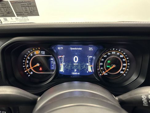 Used 2024 Jeep Wrangler Rubicon AWD/4WD image 20