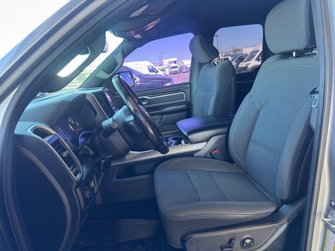 Used 2022 RAM 1500 Big Horn w/ Night Edition RWD image 9