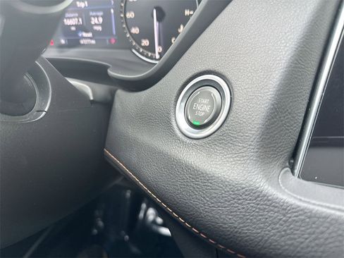 Used 2020 Cadillac XT4 Premium Luxury image 22