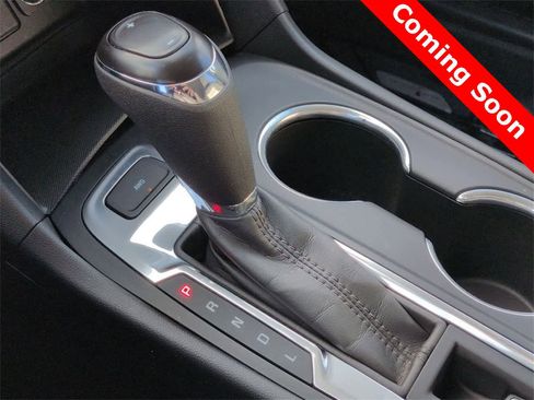 Used 2020 Chevrolet Equinox LT w/ LPO, Floor Liner Package image 30