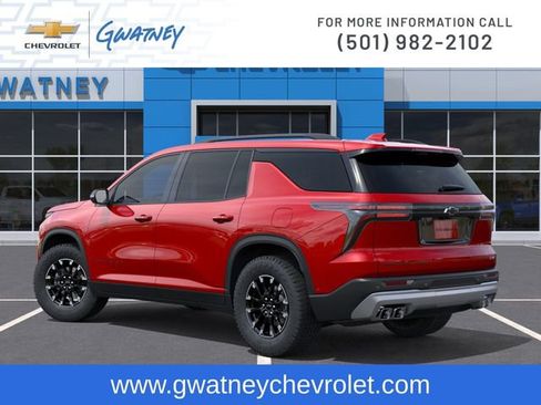 New 2026 Chevrolet Traverse Z71 w/ Enhanced Driving Package AWD/4WD image 3