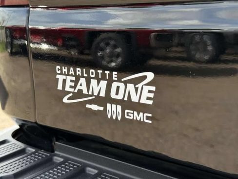 Used 2021 Chevrolet Silverado 1500 LT w/ Convenience Package II AWD/4WD image 31