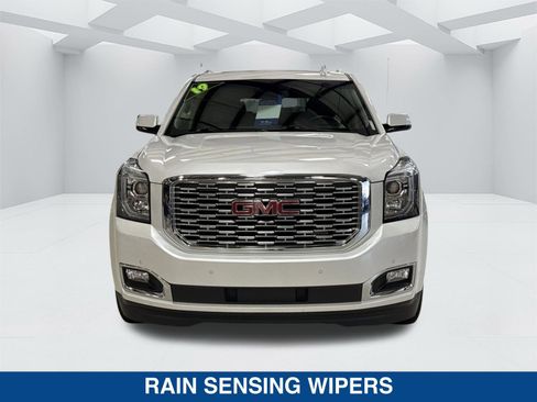 Used 2019 GMC Yukon XL Denali w/ Denali Ultimate Package image 6