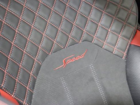 Used 2021 Bentley Bentayga Speed image 51