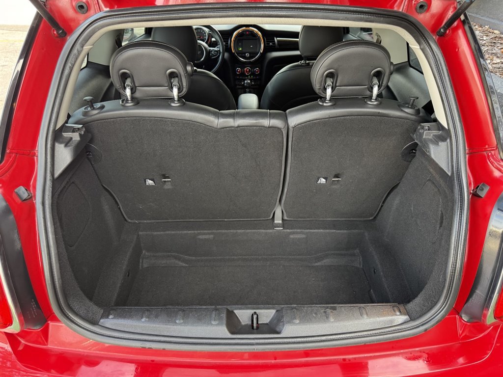 Used 2019 MINI Cooper 2-Door Hardtop FWD image 24