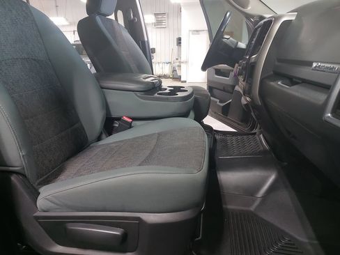 Used 2018 RAM 1500 Big Horn AWD/4WD image 10