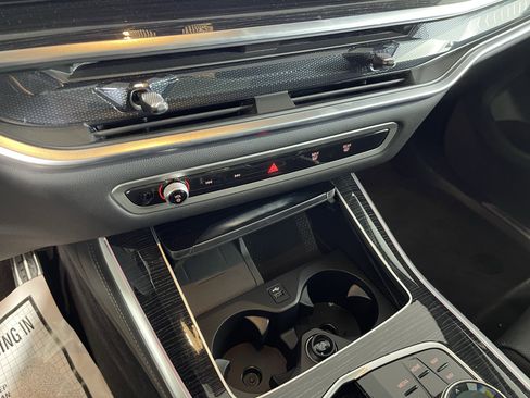 Certified 2025 BMW X5 xDrive40i w/ Executive Package image 14