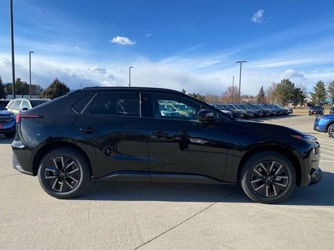 New 2026 Subaru Solterra Premium image 6