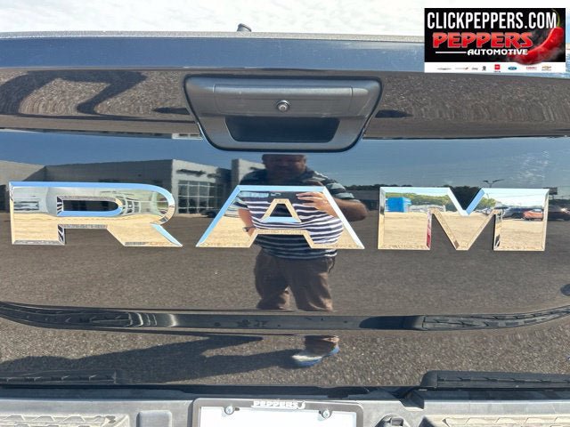 Used 2025 RAM 2500 Big Horn AWD/4WD image 12