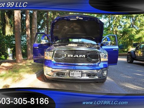 Used 2019 RAM 1500 Laramie w/ Convenience Group AWD/4WD image 30