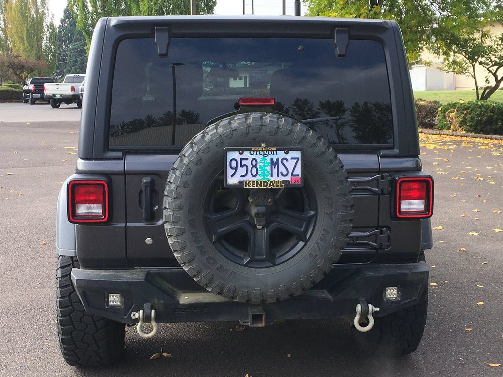 Used 2019 Jeep Wrangler Unlimited Sport S AWD/4WD image 5