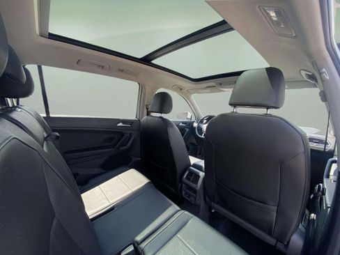 Used 2019 Volkswagen Tiguan SE image 10
