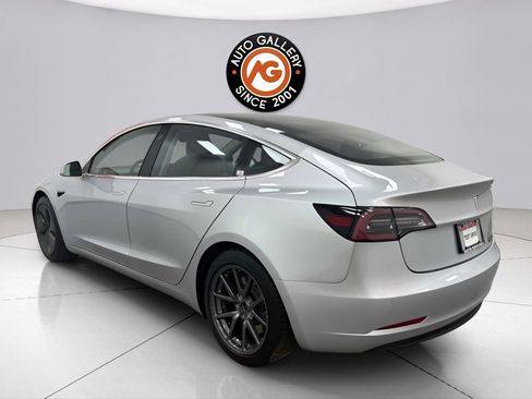 Used 2018 Tesla Model 3 Long Range RWD image 5