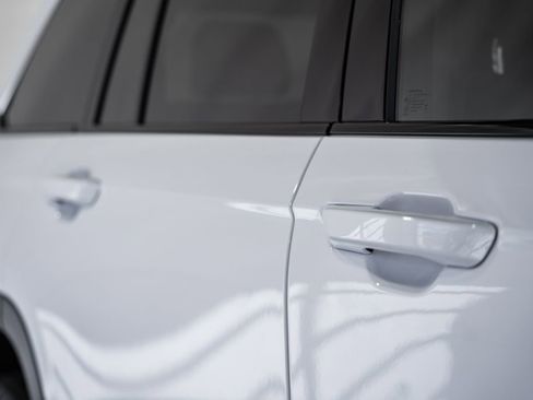 New 2025 Jeep Grand Cherokee image 15