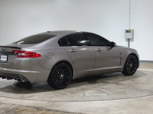 Used 2011 Jaguar XF Premium RWD image 8