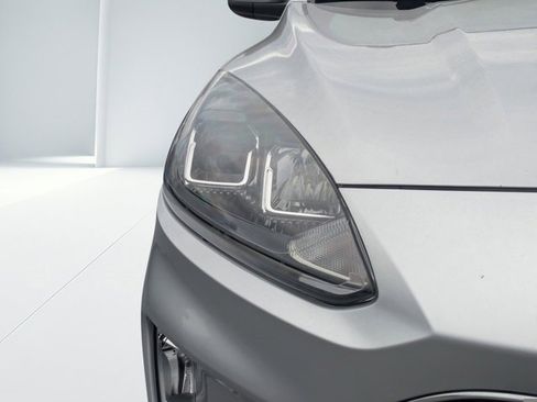 Used 2020 Ford Escape SEL image 8