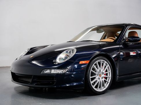 Used 2006 Porsche 911 Carrera S RWD image 27