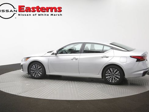 Used 2023 Nissan Altima 2.5 SV FWD image 60