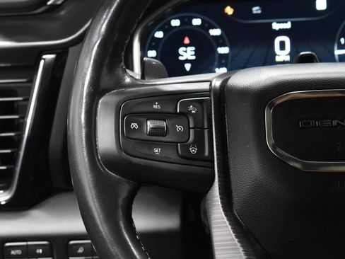 Used 2022 GMC Sierra 1500 Denali Ultimate image 8