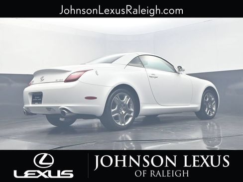 Used 2008 Lexus SC 430 Convertible w/ Preferred Accessory Pkg RWD image 17