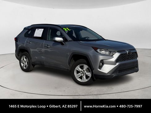 Used 2021 Toyota RAV4 XLE w/ Convenience Package image 1