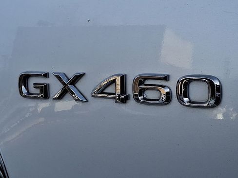 Used 2023 Lexus GX 460 Premium image 30