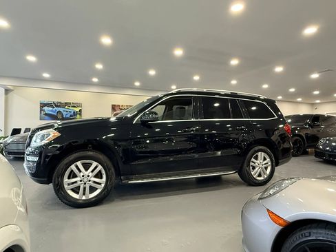 Used 2014 Mercedes-Benz GL 450 4MATIC image 4
