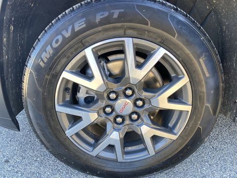 Used 2021 GMC Acadia SLE image 51