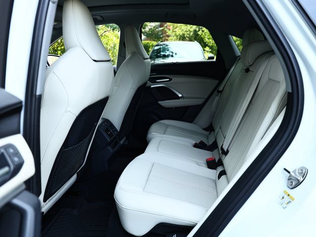 Used 2025 Audi Q5 Prestige AWD/4WD image 28