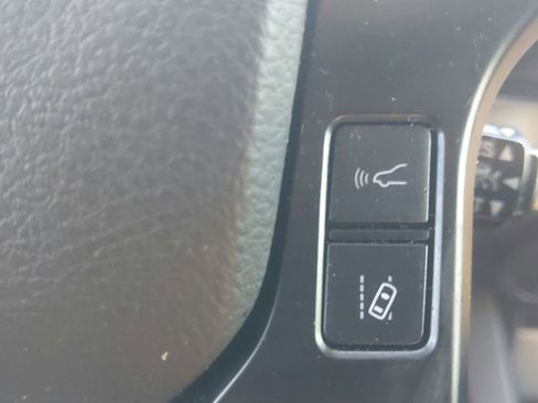 Used 2022 Toyota Tacoma SR w/ SX Package image 24